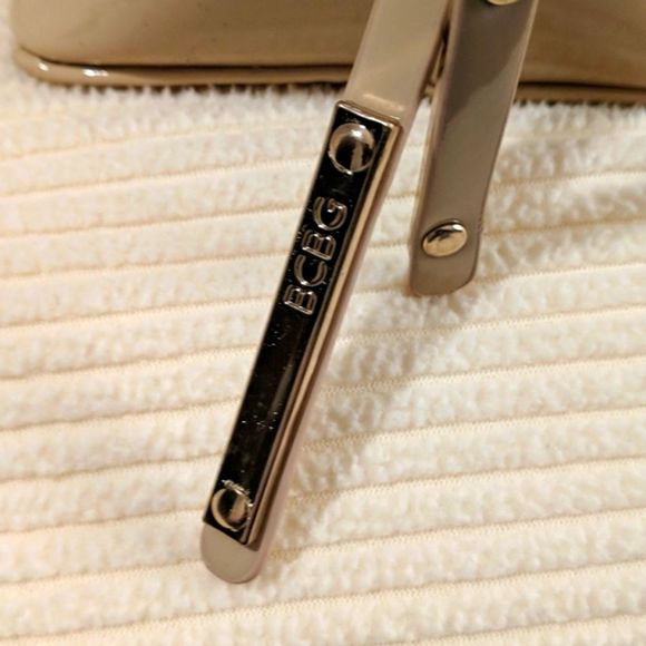 Tan BCBG Vinyl Handbag - Picture 3 of 4